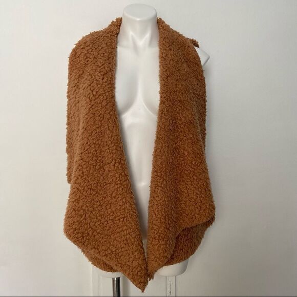Arizona Jeans Co Faux Sherpa Waterfall Vest - Picture 1 of 9